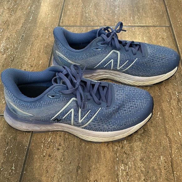 New Balance Fresh Foam X 880v12 - Picture 2 of 3